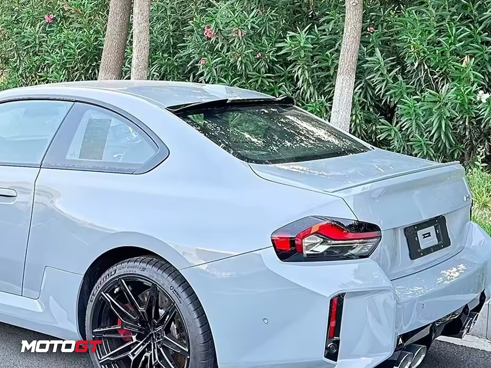 جناح السقف الخلفي BMW 2 Series